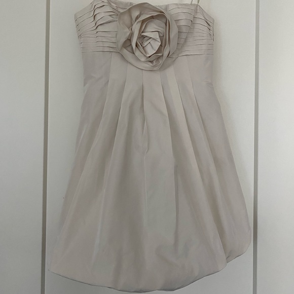 BCBG formal dress - Picture 4 of 5